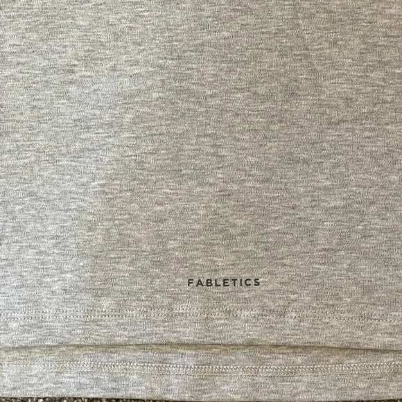 NWOT Women’s Fabletics live-in heather gray halter top, size 4X - Picture 4 of 6
